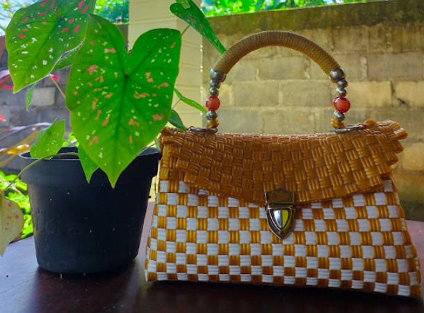 Toko Kerajinan Tas Bu Aini